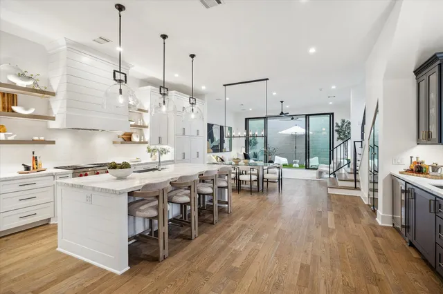 $1,399,000 | 1410 Indiana Street, Houston, TX 77006