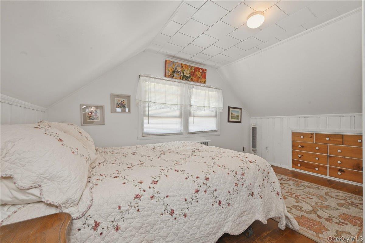 41 Sugar Maple Road Levittown, NY 11756 - Photo 11 of 16