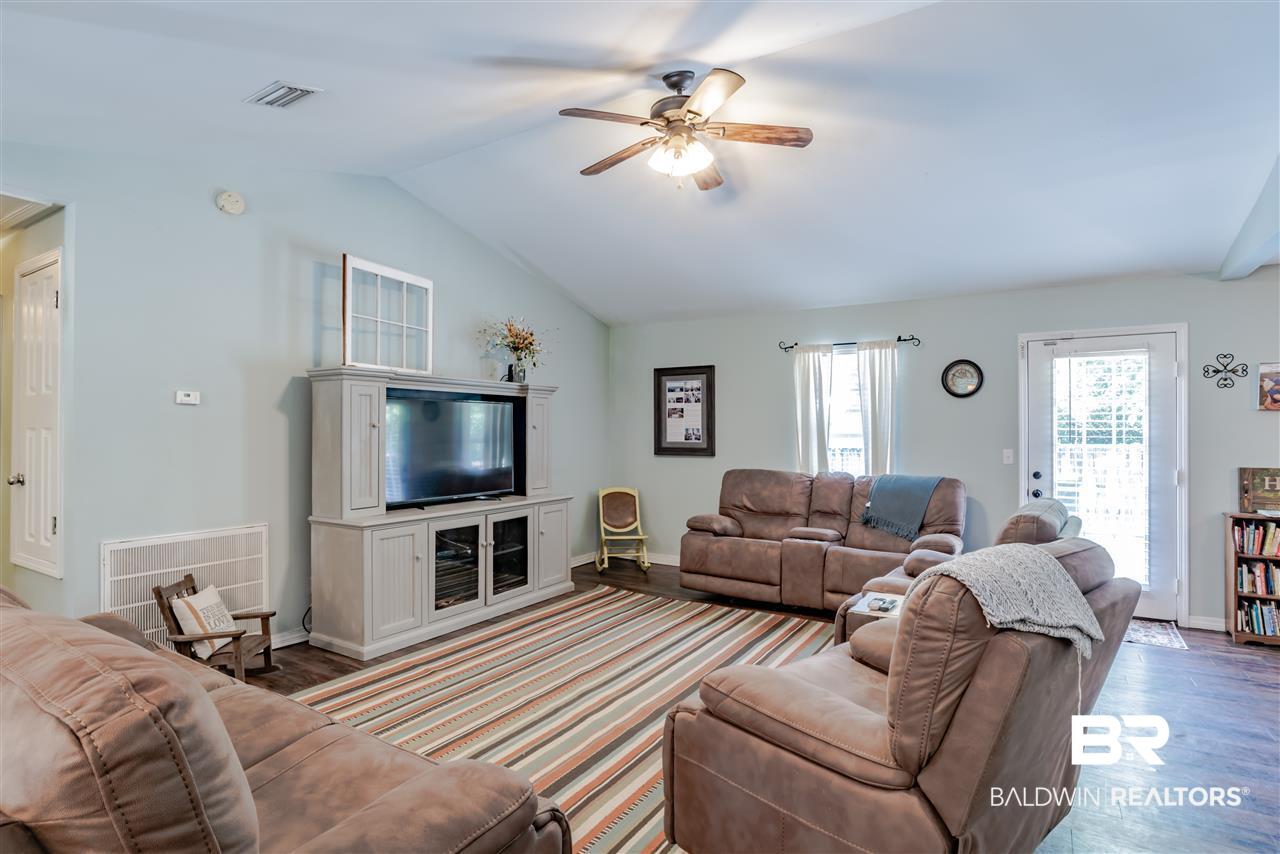 24940 Lavinia Avenue Elberta, AL 36530 - Photo 5 of 29