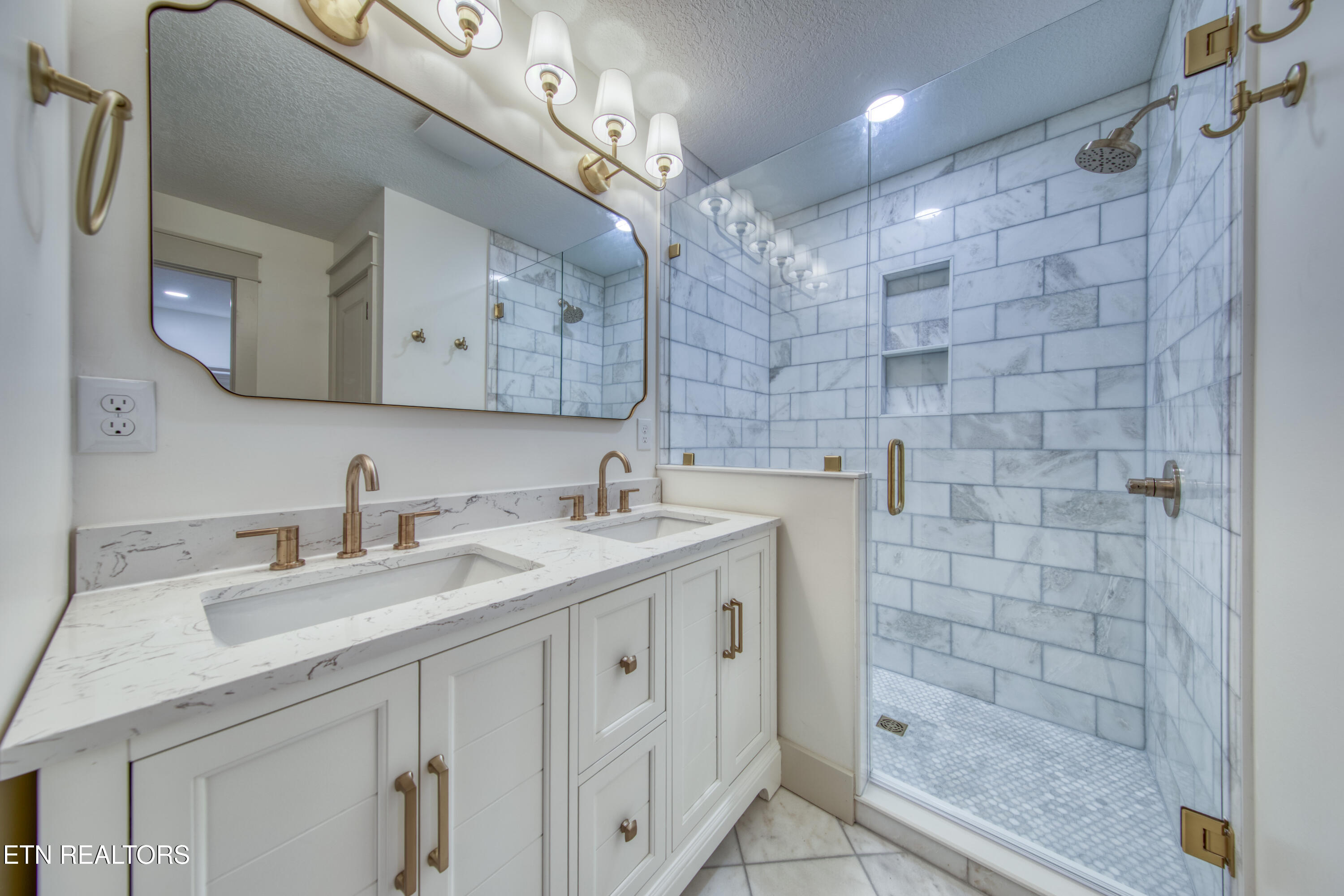 2707 Harris Road Knoxville, TN 37924 - Photo 20 of 38 0H3A9749_24