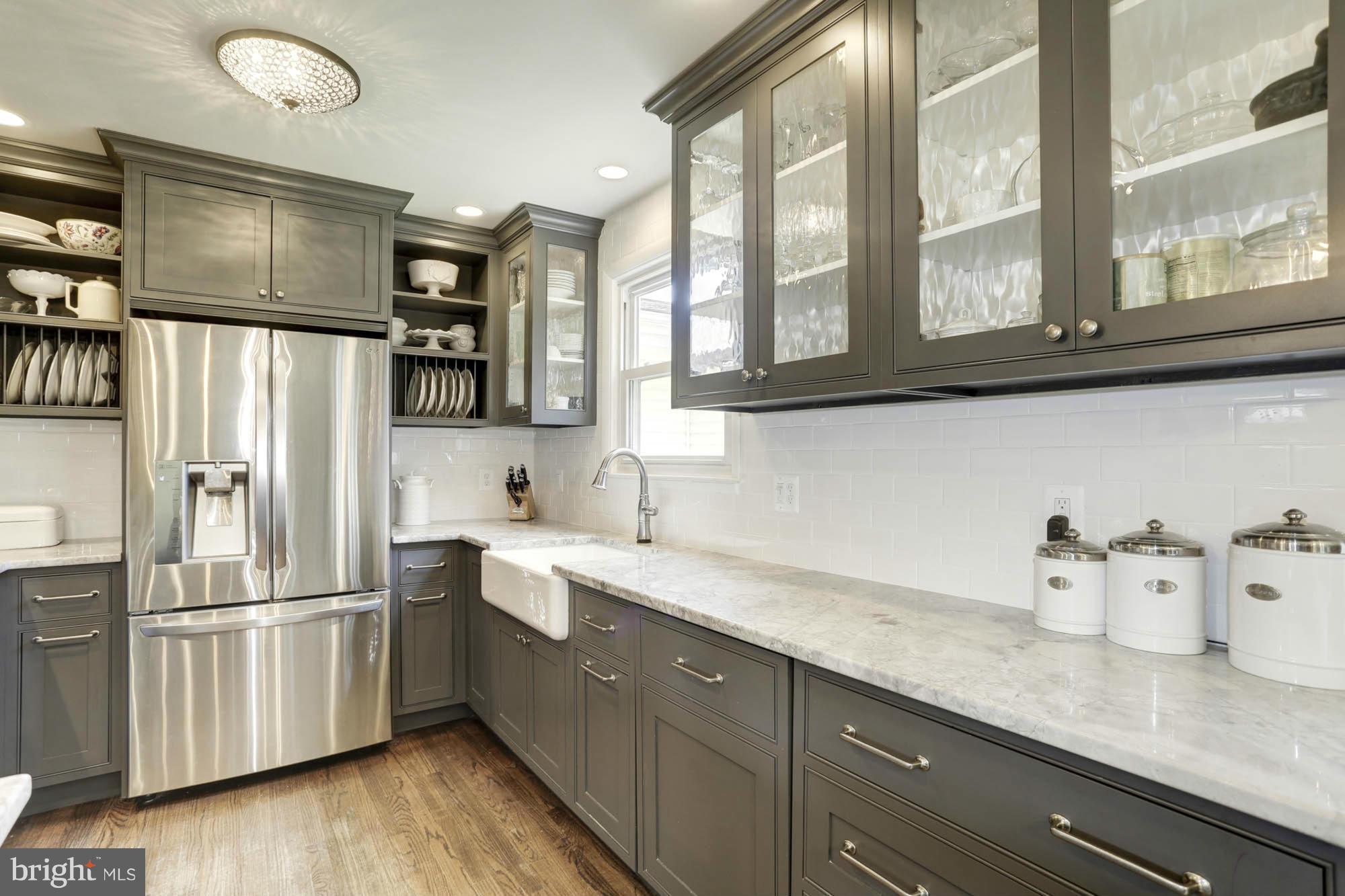 26 Ridge Avenue Edgewater, MD 21037 - Photo 3 of 30 Kitchen