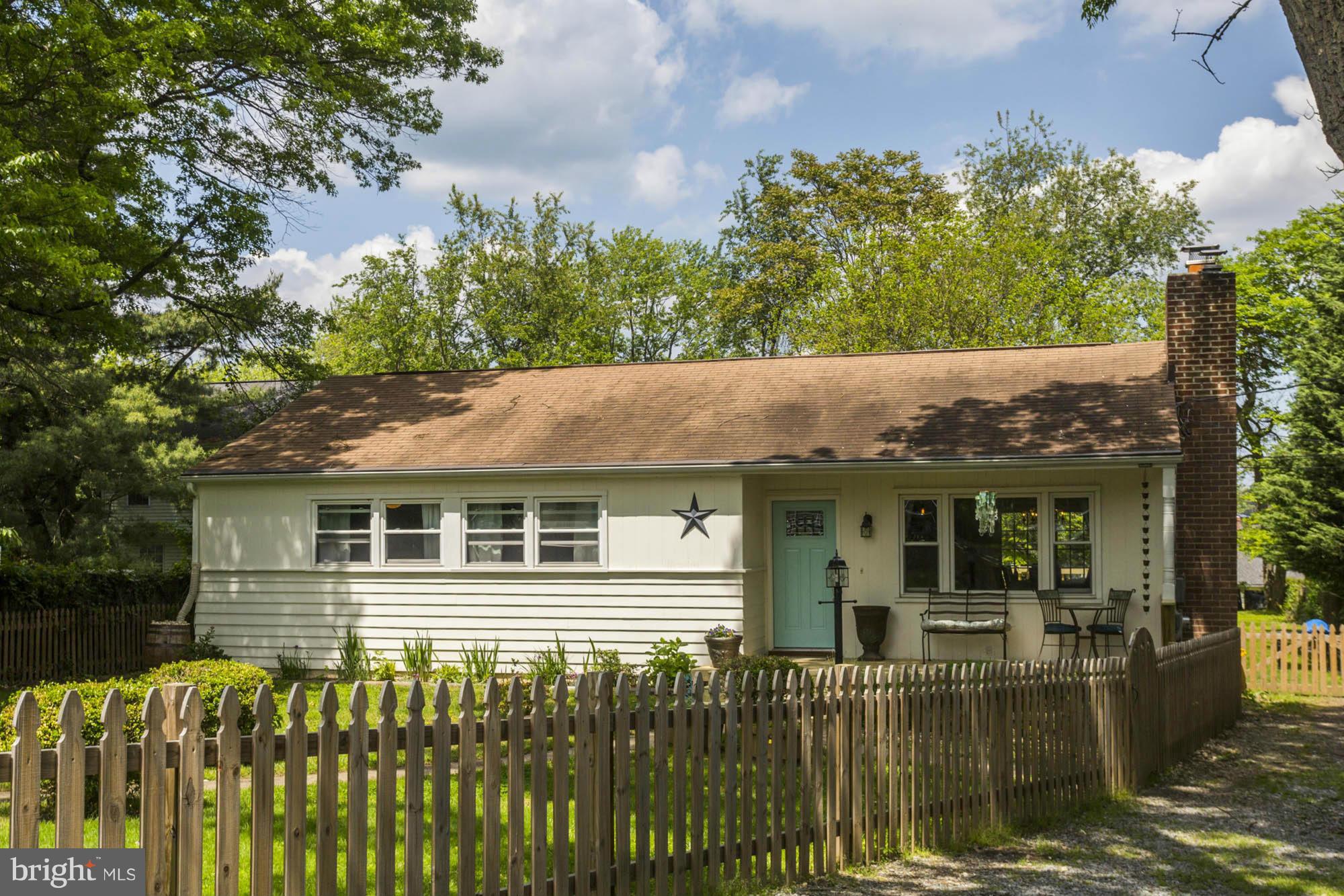 26 Ridge Avenue Edgewater, MD 21037 - Photo 25 of 30 Exterior (Front)