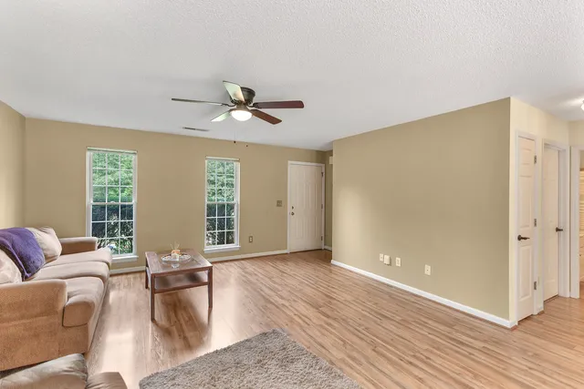 $2,000 | 405 Whispering Lane, Seneca, SC 29672