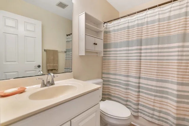 $2,000 | 405 Whispering Lane, Seneca, SC 29672