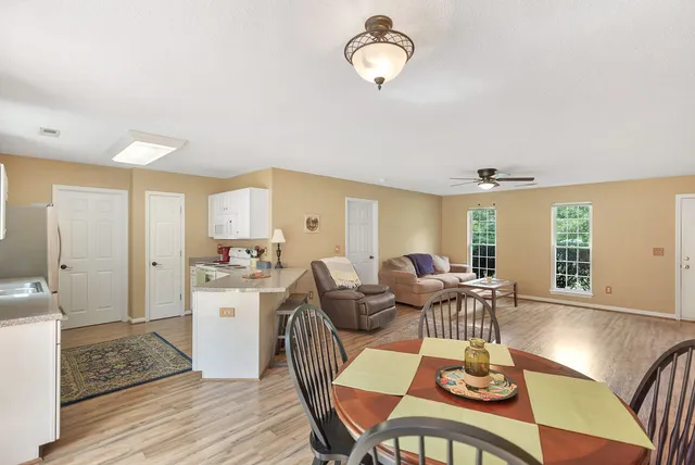 $2,000 | 405 Whispering Lane, Seneca, SC 29672