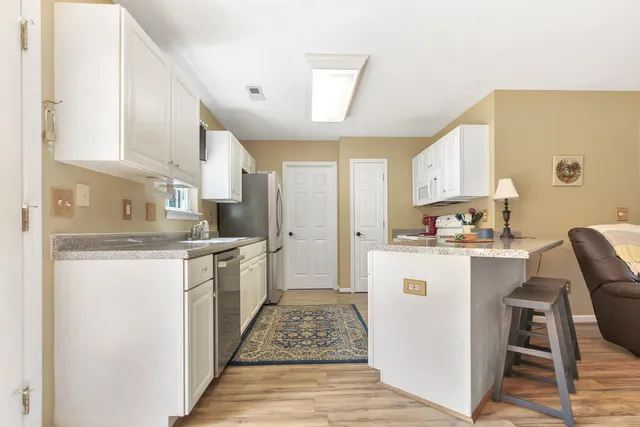 $2,000 | 405 Whispering Lane, Seneca, SC 29672