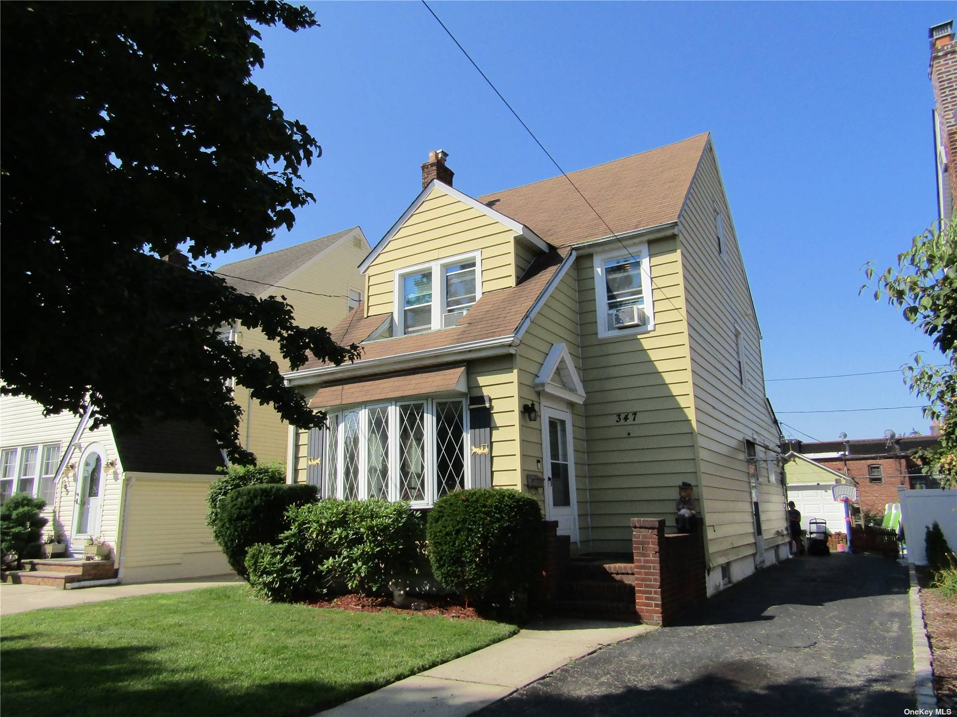 347 Marcellus Road Mineola, NY 11501 - Photo 1 of 1 Gallery Image 1