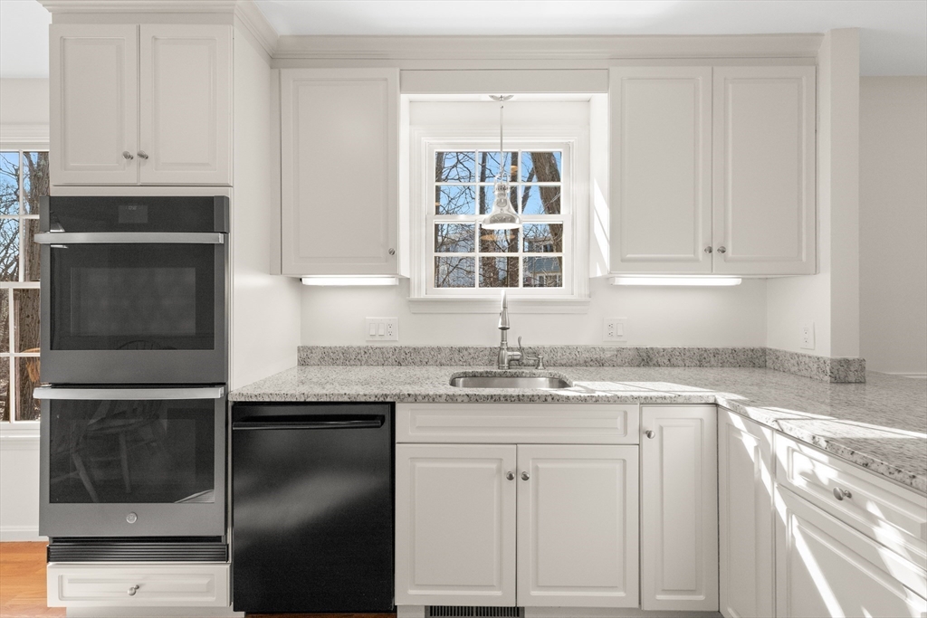 24 Eugene Drive Winchester, MA 01890 - Photo 9 of 42