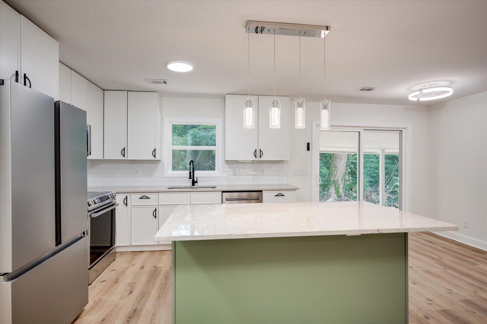 3003 Thomas Lane Augusta, GA 30906 - Photo 9 of 11 kitchen island