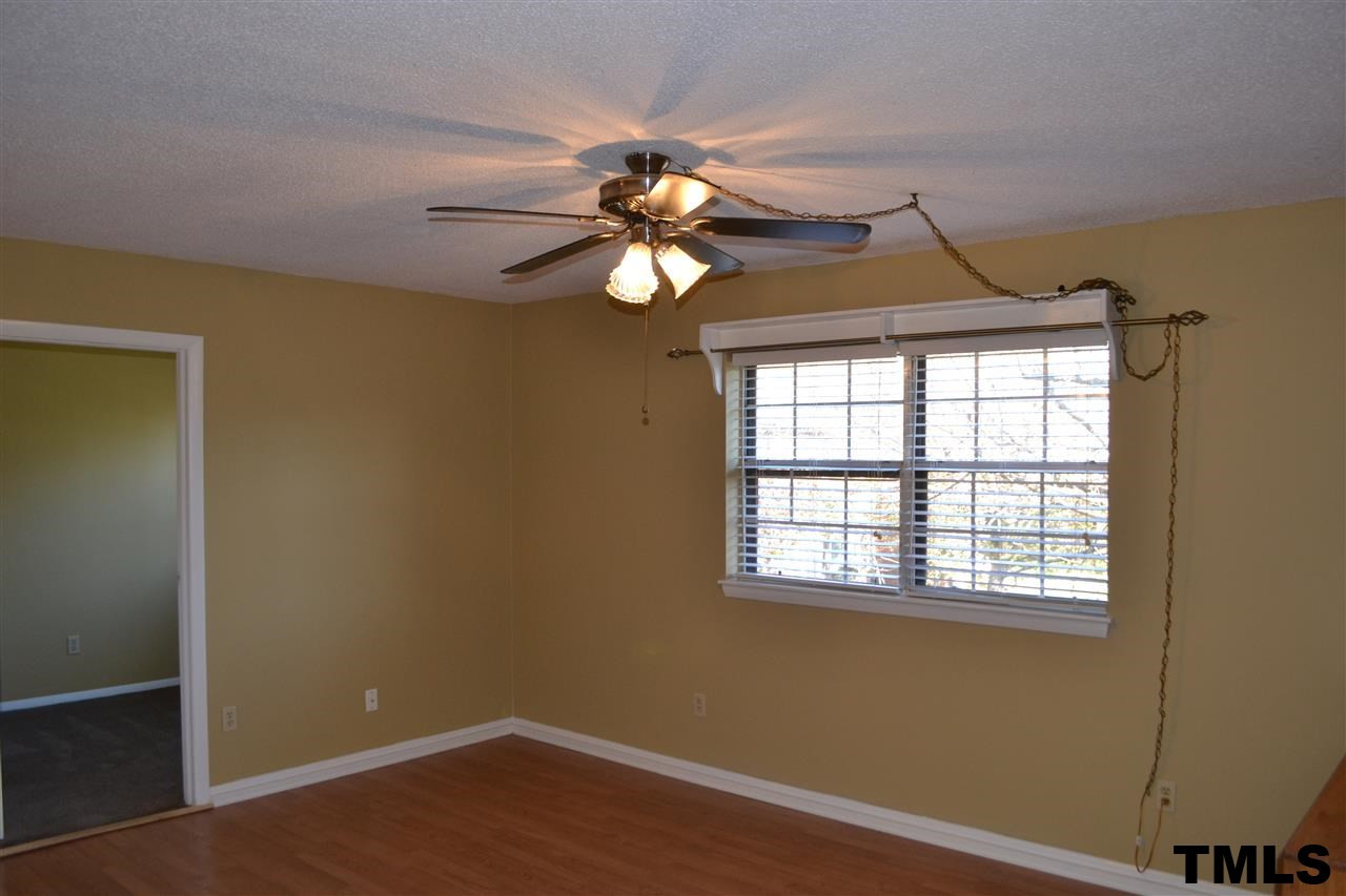 5612 Falls Of Neuse Road, Unit G Raleigh, NC 27609 - Photo 3 of 10 Photo 3