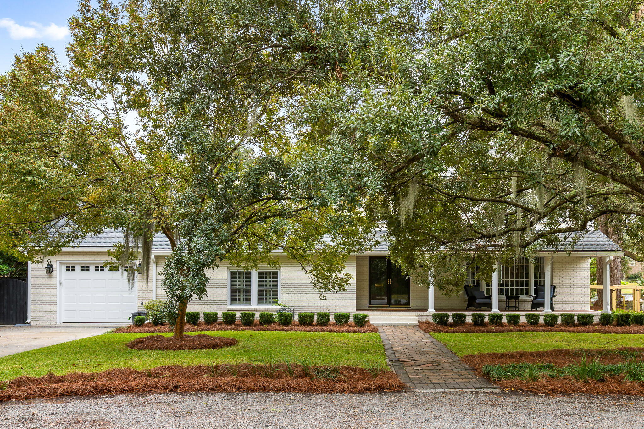 834 Sheldon Road Charleston, SC 29407 - Photo 1 of 31 1-web-or-mls-834 Sheldon Rd CoastalRE-1