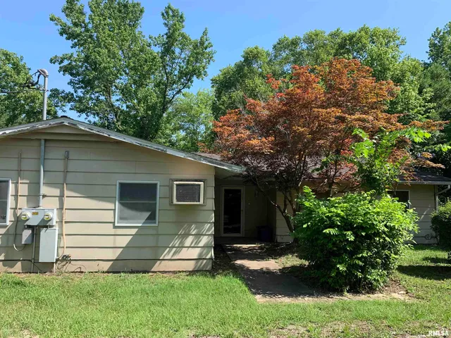 $165,000 | 5281-5287 Country Club Road, Unit 2, Murphysboro, IL 62966