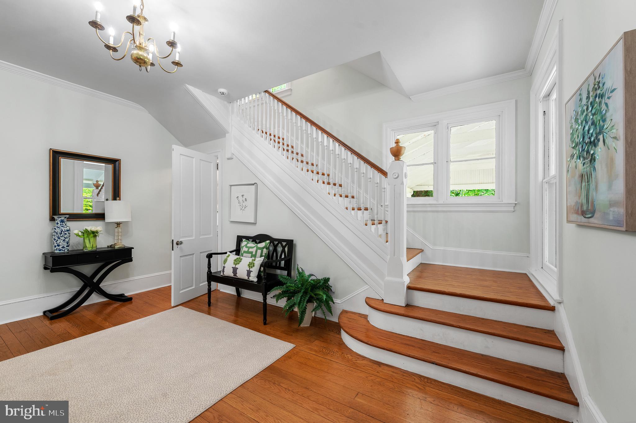 823 King Of Prussia Road Radnor, PA 19087 - Photo 11 of 71 Foyer