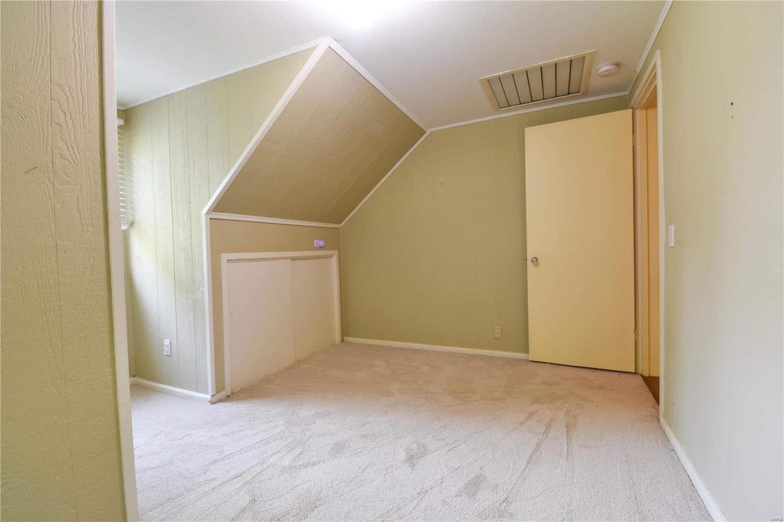 800 Ruedin Lane Godfrey, IL 62035 - Photo 23 of 46