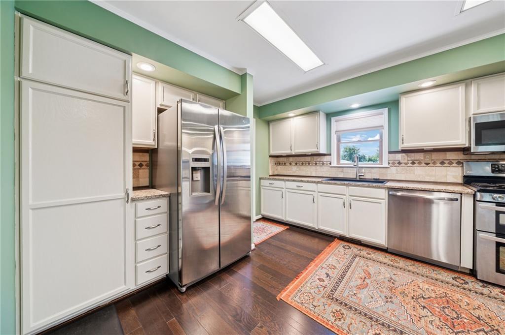 2236 Loucks Road Scottdale, PA 15683 - Photo 12 of 39 Gallery Image 12