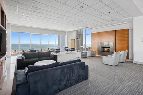 $680,000 | 1629 South Prairie Avenue, Unit 2605, Chicago, IL 60616