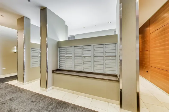 $680,000 | 1629 South Prairie Avenue, Unit 2605, Chicago, IL 60616