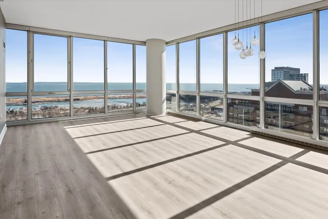 $680,000 | 1629 South Prairie Avenue, Unit 2605, Chicago, IL 60616