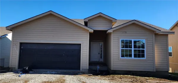 $369,900 | 4816 Crystal Drive, St. Joseph, MO 64503