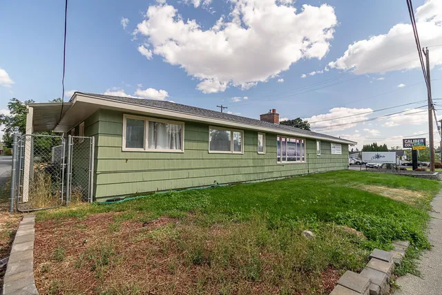 $450,000 | 112 North Bowdish Road, Spokane Valley, WA 99206