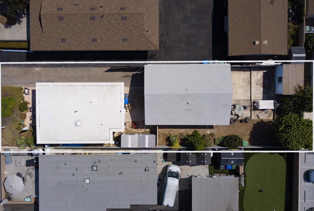 157 Maple Avenue Carlsbad, CA 92008 - Photo 11 of 16 a view of a living room