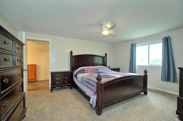 $359,000 | 4218 Henderson Road, Hickory, PA 15340
