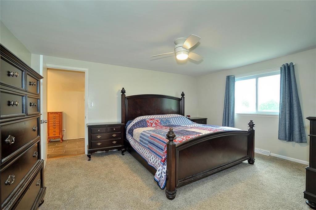 4218 Henderson Road Hickory, PA 15340 - Photo 15 of 31