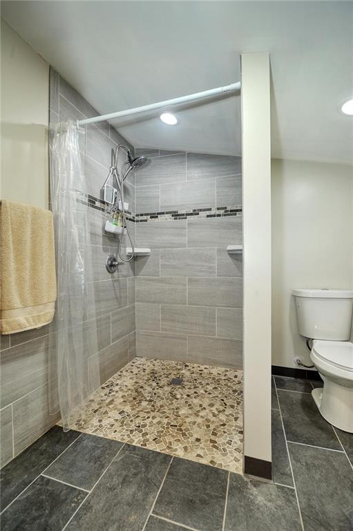 4218 Henderson Road Hickory, PA 15340 - Photo 17 of 31