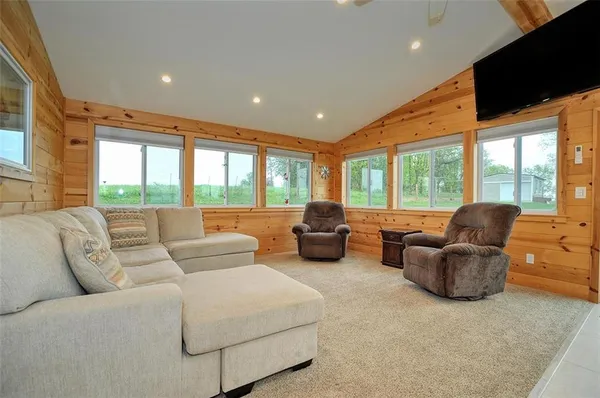 $359,000 | 4218 Henderson Road, Hickory, PA 15340