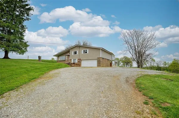 $359,000 | 4218 Henderson Road, Hickory, PA 15340
