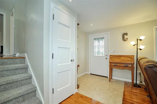 $359,000 | 4218 Henderson Road, Hickory, PA 15340
