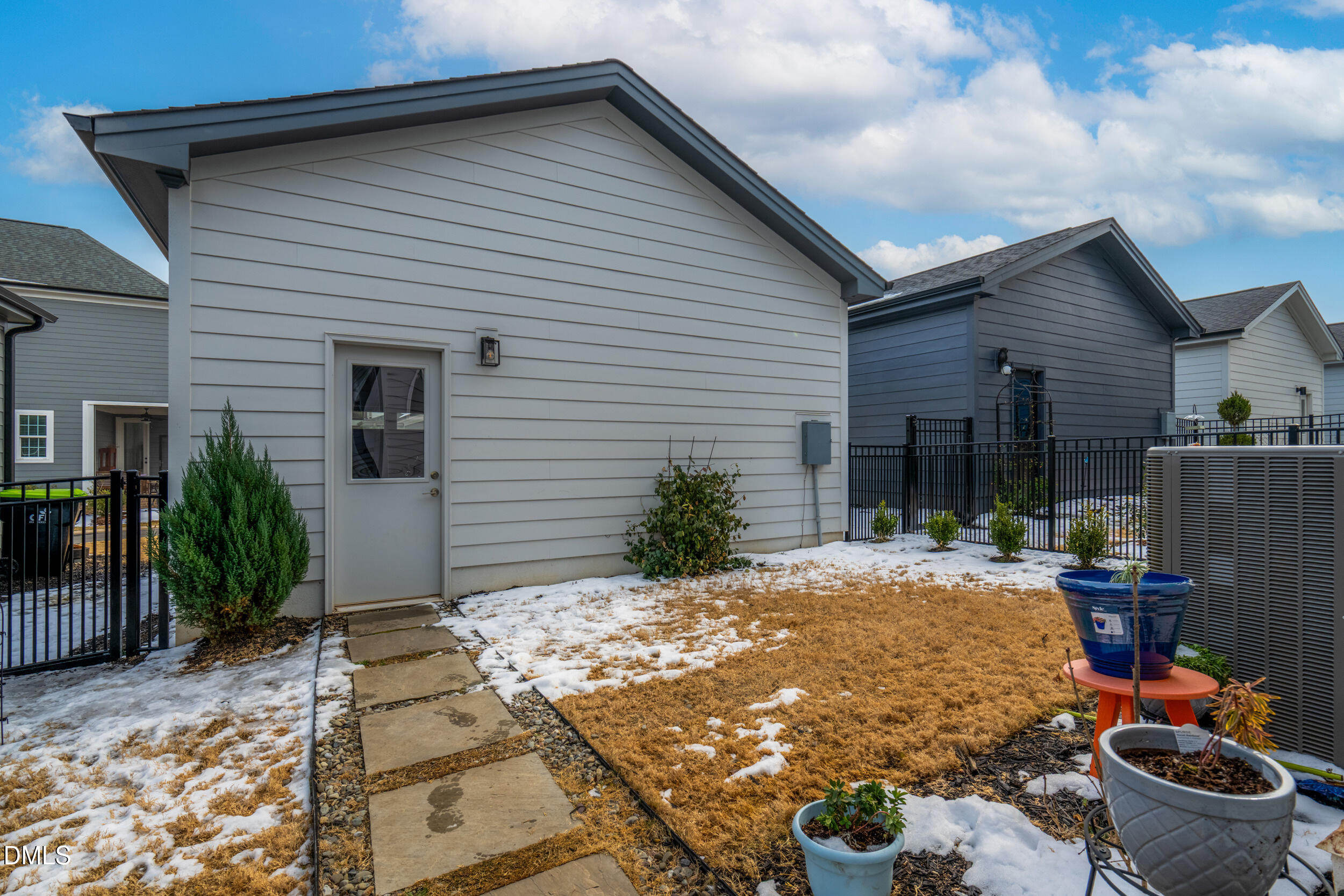 46 Rosedale Way Pittsboro, NC 27312 - Photo 7 of 39 29_46 rosedale-29