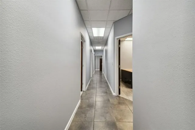 $6,000 | 701 Enterprise Road East, Unit 100, Safety Harbor, FL 34695