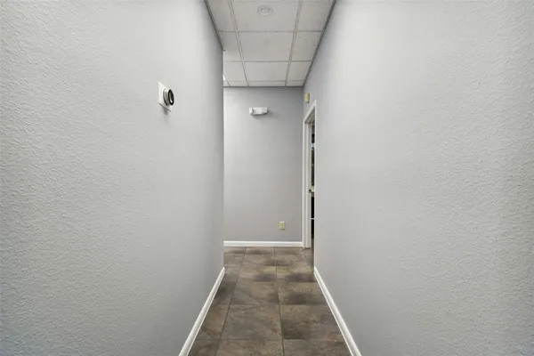 $6,000 | 701 Enterprise Road East, Unit 100, Safety Harbor, FL 34695