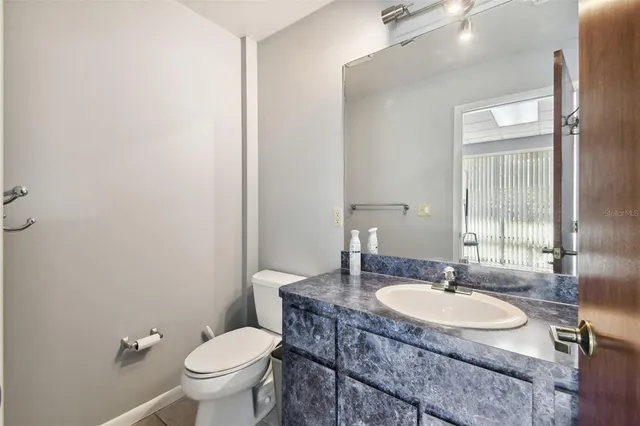 $6,000 | 701 Enterprise Road East, Unit 100, Safety Harbor, FL 34695