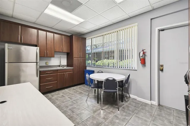 $6,000 | 701 Enterprise Road East, Unit 100, Safety Harbor, FL 34695