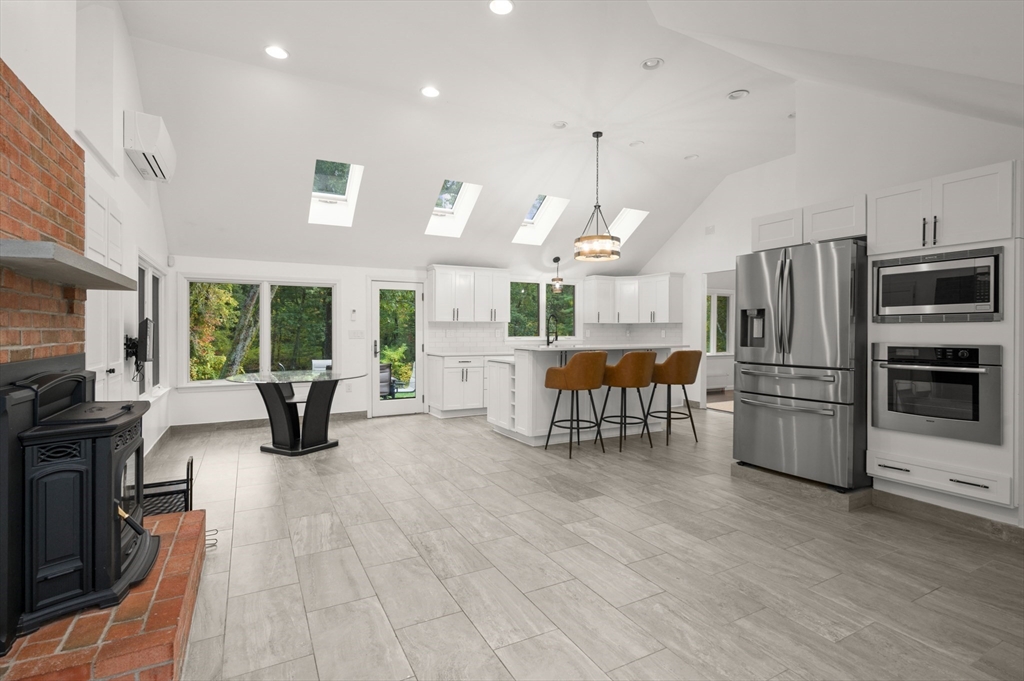 105 Georgetown Road Boxford, MA 01921 - Photo 18 of 42