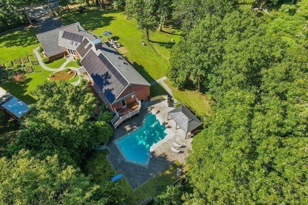 105 Georgetown Road Boxford, MA 01921 - Photo 7 of 42