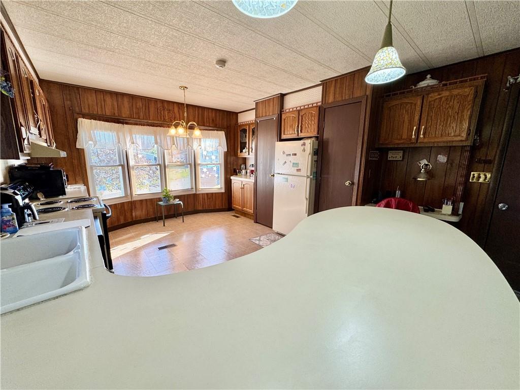 607 Lark Lane Apollo, PA 15613 - Photo 11 of 33 Gallery Image 11
