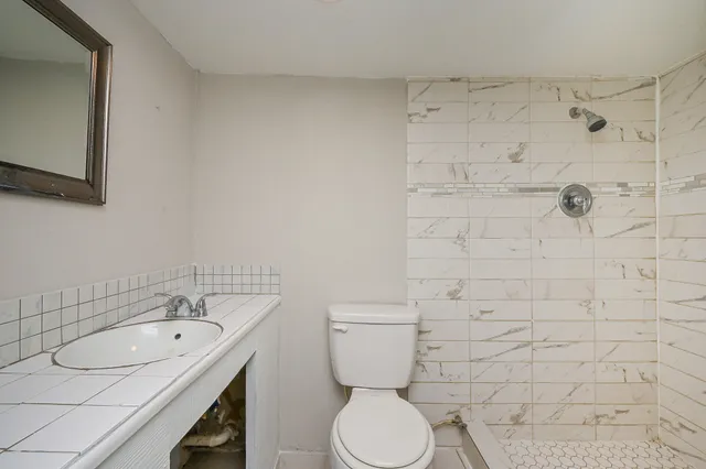 $2,650 | 1507 Laird Street, Houston, TX 77008