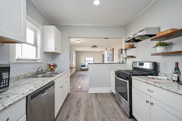 $2,650 | 1507 Laird Street, Houston, TX 77008