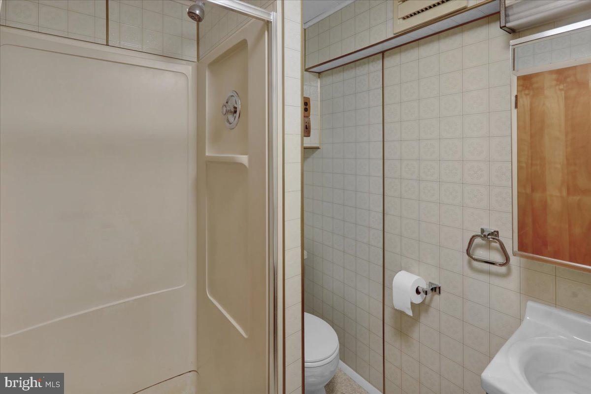 116 Chestnut Street Reading, PA 19607 - Photo 19 of 29