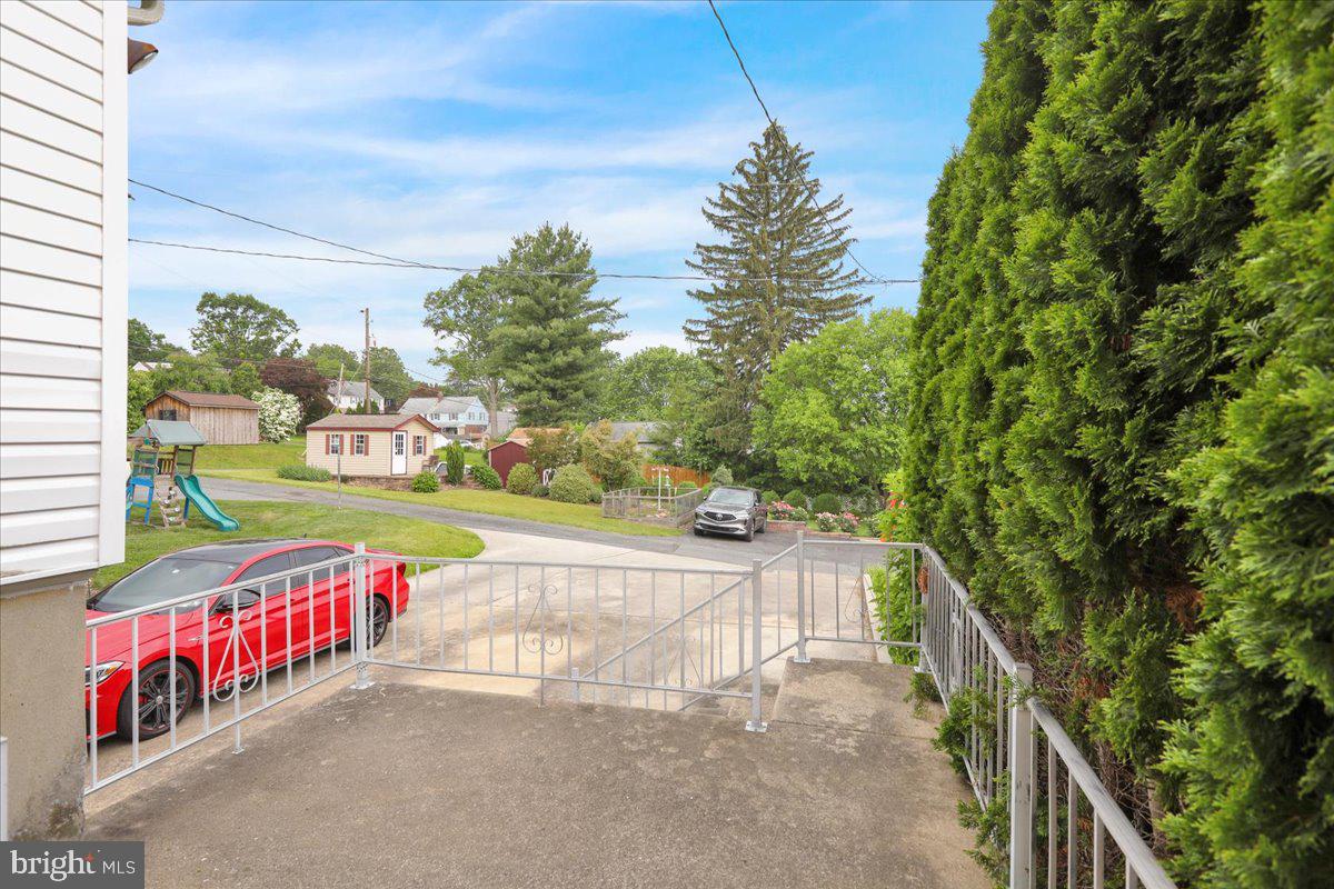 116 Chestnut Street Reading, PA 19607 - Photo 6 of 29