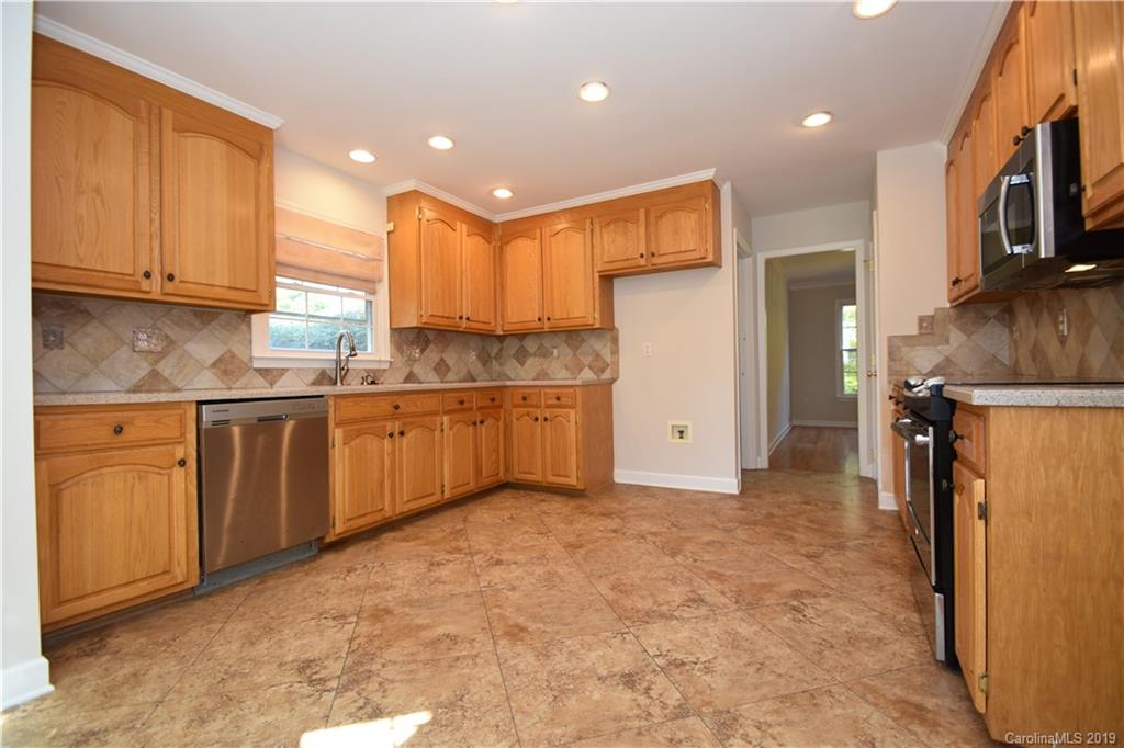 129 Stumpy Creek Road Mooresville, NC 28117 - Photo 17 of 43 Gallery Image 17