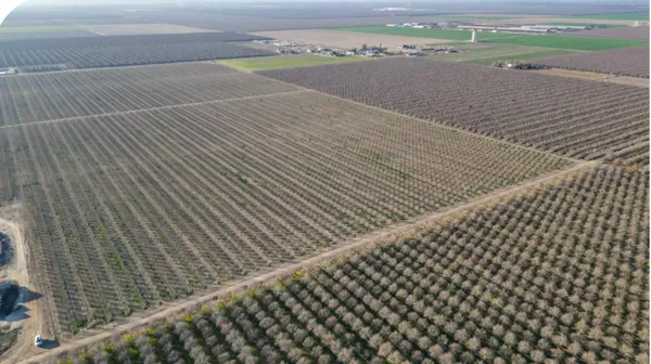 $2,679,370 | 17015 Leonard Avenue, Wasco, CA 93280