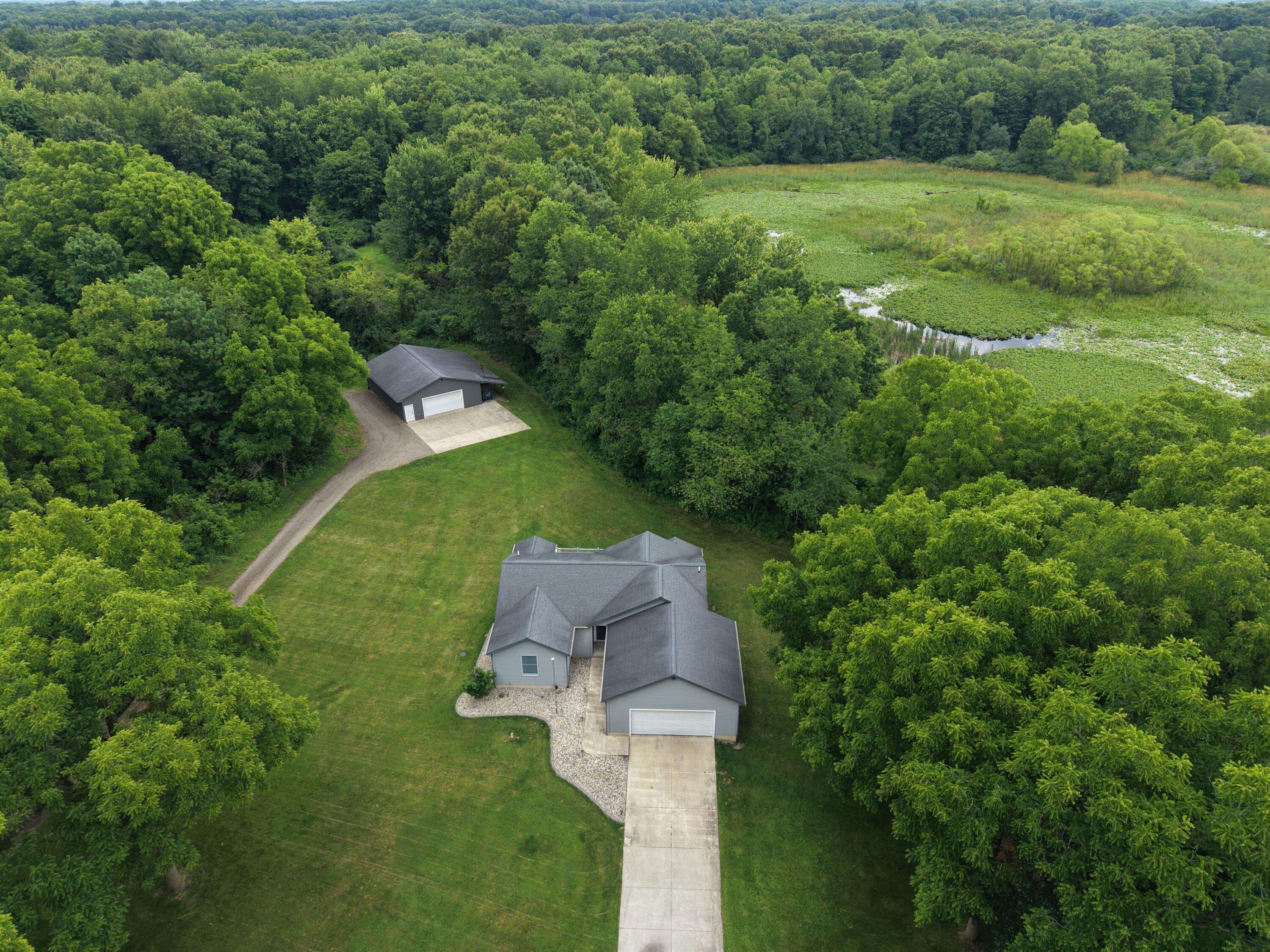 8115 South Jackson Road Jackson, MI 49201 - Photo 40 of 44 DJI_20260624141417_0003_D