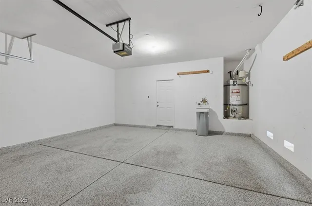 $2,295 | 10647 Bandera Mountain Lane, Las Vegas, NV 89166