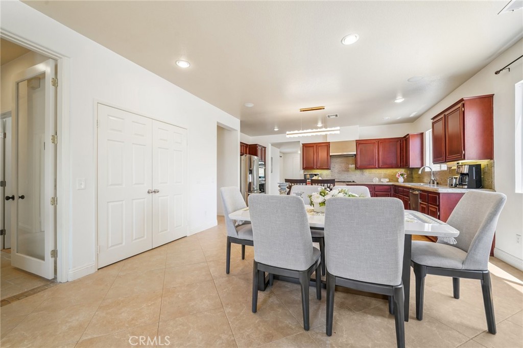 12232 Brianwood Drive Riverside, CA 92503 - Photo 26 of 80