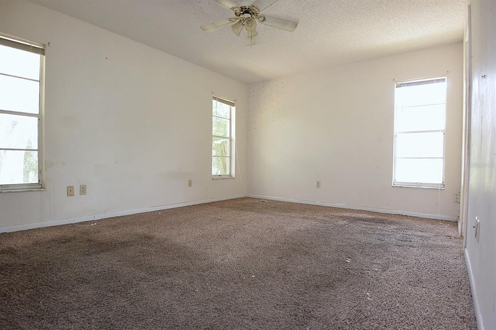 13375 Angler Street Spring Hill, FL 34609 - Photo 12 of 27 Gallery Image 12