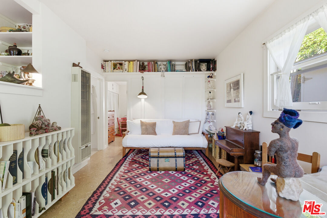 1019 Pine Street Santa Monica, CA 90405 - Photo 22 of 36 a living room with furniture and wooden floor